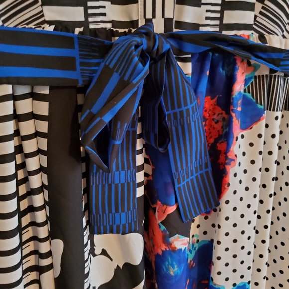 Maia pattern sleeveless dress size 12 NTW - Picture 8 of 15